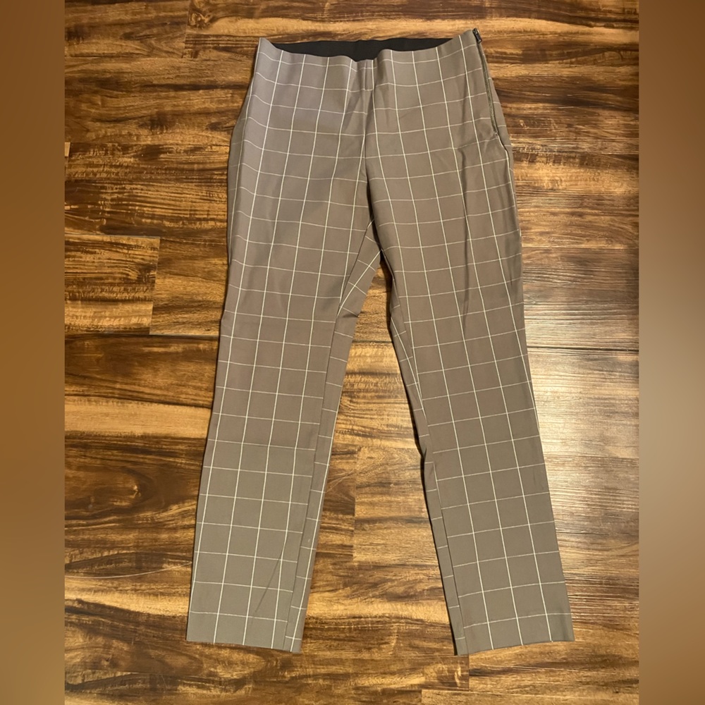 A New Day taupe cropped plaid trousers